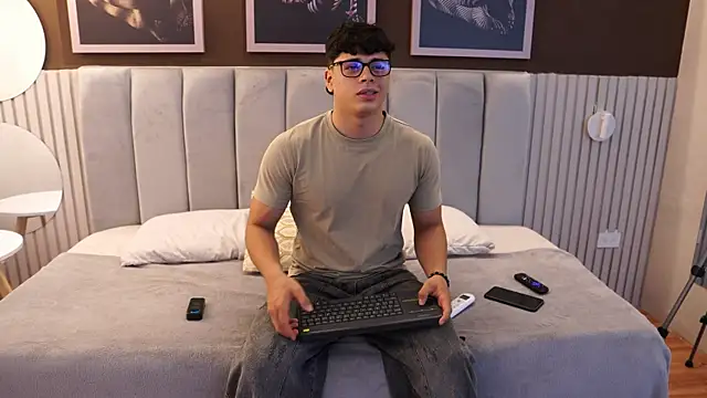 Ethan occonor online show from May 31, 2026, 8:32 pm