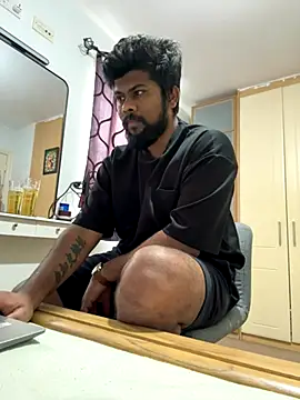 Snapshot of CrazyShashank chatting on November 2, 2025, 2:08 pm CrazyShashank online show from November 2, 2025, 2:08 pm