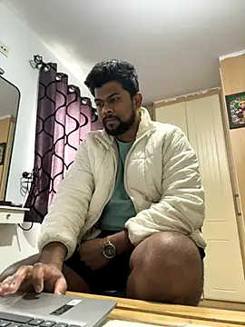 Snapshot of CrazyShashank chatting on November 30, 2025, 12:42 pm CrazyShashank online show from November 30, 2025, 12:42 pm