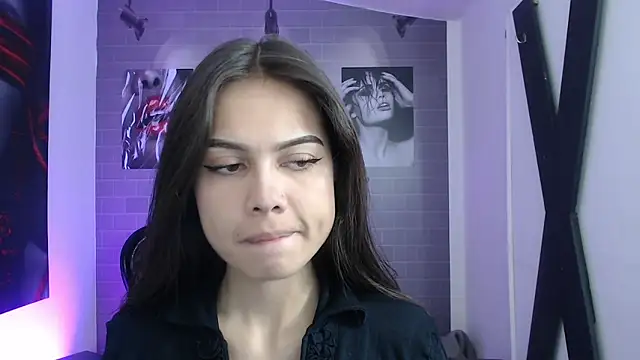 aleesha cameron02 online show from December 1, 2025, 7:08 pm