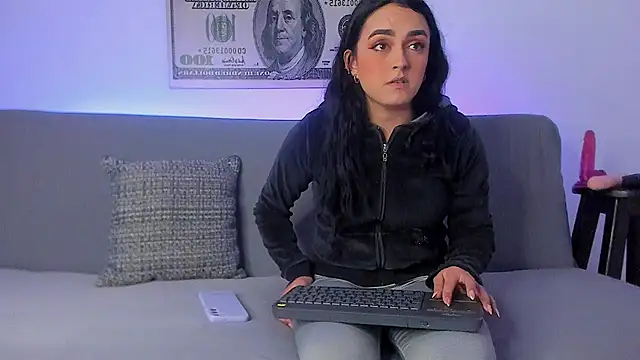 elizabeth lamer online show from March 13, 2026, 12:50 am