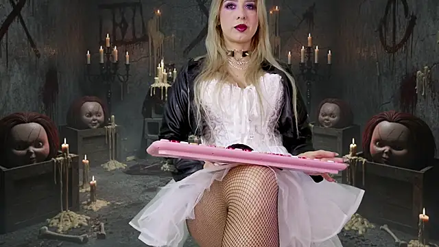 XXMILE online show from October 26, 2025, 11:49 am