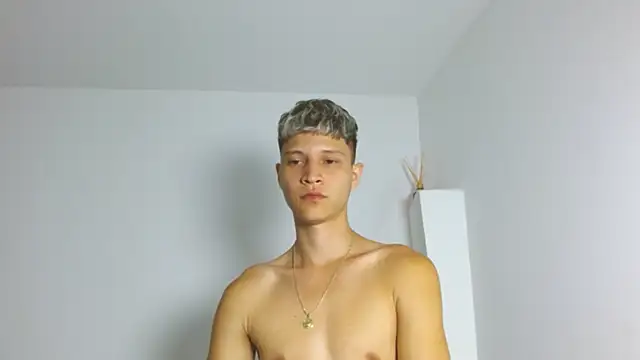 Twinkcock22 online show from June 9, 2026, 2:34 am