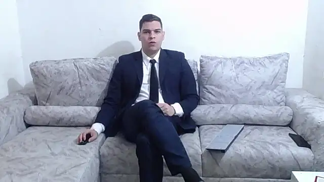 Victor Maitland online show from September 25, 2025, 8:23 pm