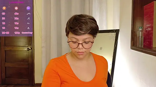 Snapshot of Amanda_sweet chatting on March 10, 2025, 3:41 pm Amanda sweet online show from March 10, 2025, 3:41 pm