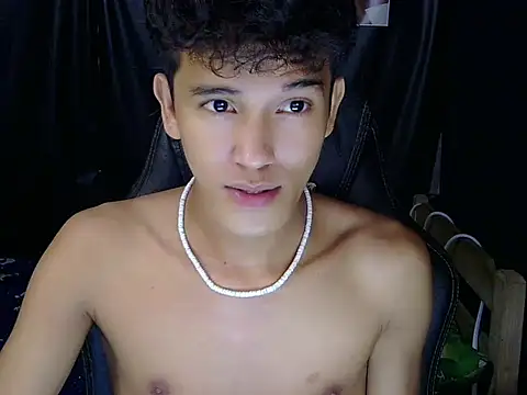 kenbigcockxx online show from March 12, 2026, 2:23 pm