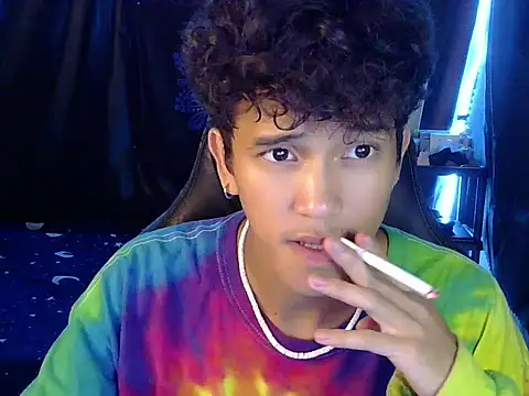 Snapshot of kenbigcockxx chatting on April 9, 2026, 9:58 am kenbigcockxx online show from April 9, 2026, 9:58 am