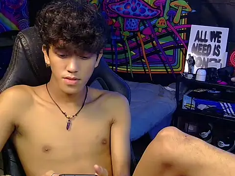 Snapshot of kenbigcockxx chatting on June 23, 2026, 8:07 pm kenbigcockxx online show from June 23, 2026, 8:07 pm
