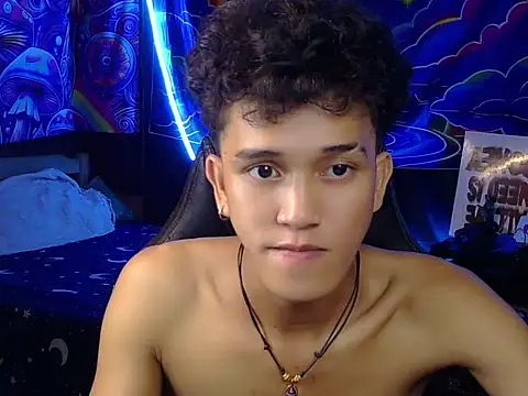 Snapshot of kenbigcockxx chatting on July 14, 2026, 7:46 am kenbigcockxx online show from July 14, 2026, 7:46 am