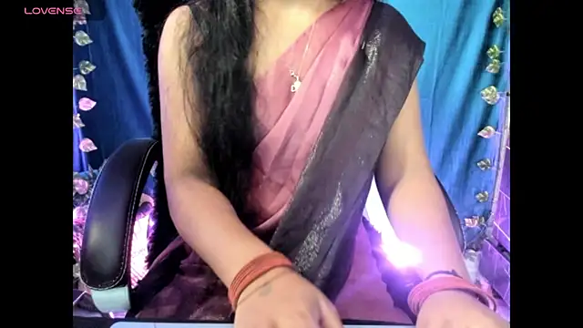 Snapshot of Forever_Love2025 chatting on September 14, 2025, 7:51 am Forever Love2025 online show from September 14, 2025, 7:51 am