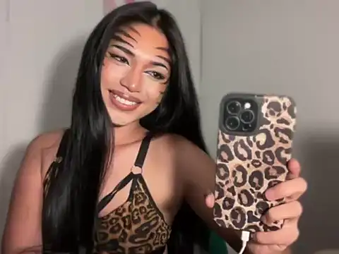 Snapshot of Jessyfoxxx_888 chatting on October 17, 2025, 5:37 pm Jessyfoxxx 888 online show from October 17, 2025, 5:37 pm