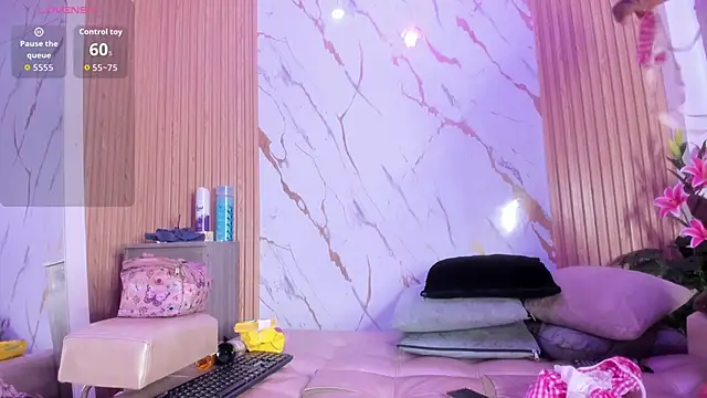 Snapshot of Eva_Johnss chatting on November 29, 2025, 12:30 pm Eva Johnss online show from November 29, 2025, 12:30 pm