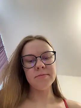 Snapshot of _CherryBloom_ chatting on March 13, 2026, 6:09 am CherryBloom online show from March 13, 2026, 6:09 am