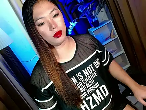 bigfattycocksonya27 online show from December 4, 2025, 10:35 am