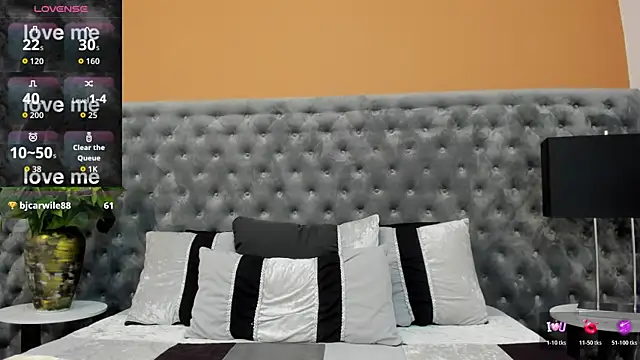 Snapshot of ValeSantoDomingo chatting on July 15, 2026, 9:53 pm ValeSantoDomingo online show from July 15, 2026, 9:53 pm