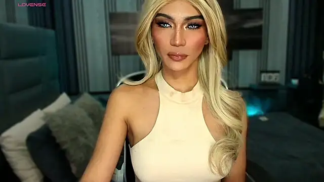 Snapshot of Huntress_xxx chatting on March 27, 2026, 7:13 pm Huntress xxx online show from March 27, 2026, 7:13 pm