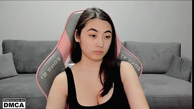 Snapshot of MeilideQian1 chatting on April 13, 2026, 3:06 pm MeilideQian1 online show from April 13, 2026, 3:06 pm