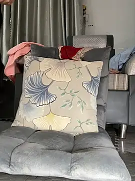 meiiijr55 online show from November 23, 2025, 5:29 am