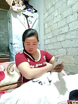 jienrrr online show from September 27, 2025, 2:33 pm