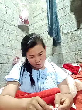 jienrrr online show from October 17, 2025, 12:08 pm