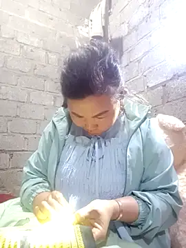 jienrrr online show from November 12, 2025, 12:49 pm