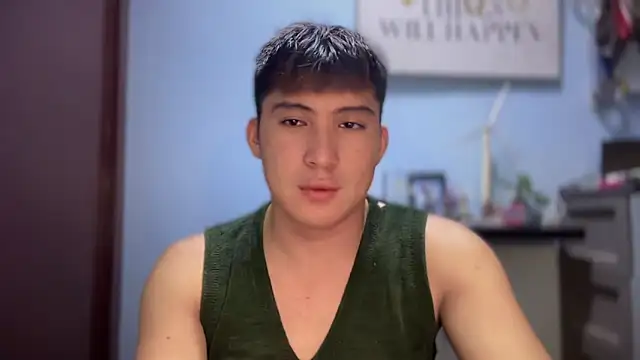 lovely jay online show from November 13, 2025, 5:56 pm