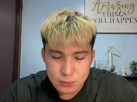 Snapshot of lovely_jay chatting on May 13, 2026, 3:42 pm lovely jay online show from May 13, 2026, 3:42 pm