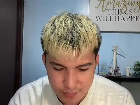 Snapshot of lovely_jay chatting on May 15, 2026, 8:05 pm lovely jay online show from May 15, 2026, 8:05 pm