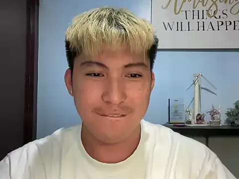 Snapshot of lovely_jay chatting on May 19, 2026, 3:35 am lovely jay online show from May 19, 2026, 3:35 am