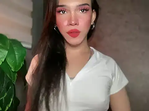 Snapshot of Misselliefayexxx chatting on May 29, 2026, 11:47 pm Misselliefayexxx online show from May 29, 2026, 11:47 pm