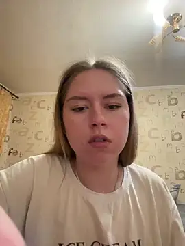 Snapshot of Tomyris_yuki chatting on February 2, 2026, 3:16 am Tomyris yuki online show from February 2, 2026, 3:16 am