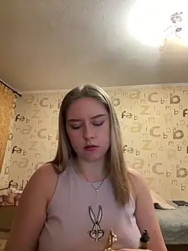 Snapshot of Tomyris_yuki chatting on February 4, 2026, 3:12 am Tomyris yuki online show from February 4, 2026, 3:12 am