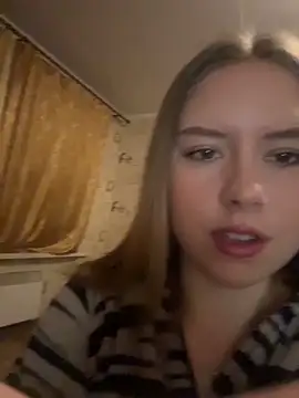 Snapshot of Tomyris_yuki chatting on February 13, 2026, 11:23 pm Tomyris yuki online show from February 13, 2026, 11:23 pm