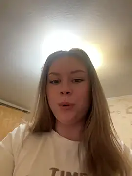 Snapshot of Tomyris_yuki chatting on February 23, 2026, 11:24 pm Tomyris yuki online show from February 23, 2026, 11:24 pm