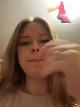 Snapshot of Tomyris_yuki chatting on February 25, 2026, 10:08 pm Tomyris yuki online show from February 25, 2026, 10:08 pm