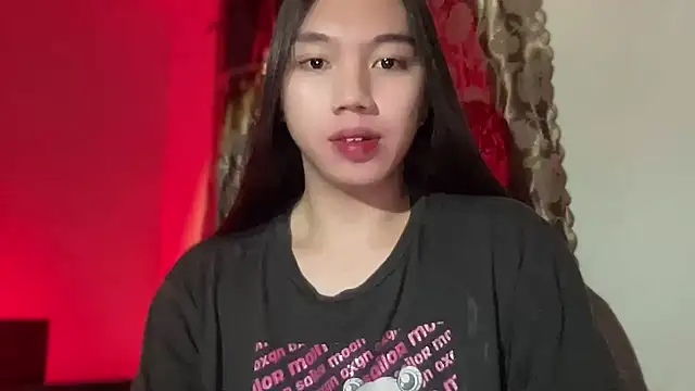 Snapshot of kat_mire chatting on September 12, 2025, 7:25 pm kat mire online show from September 12, 2025, 7:25 pm