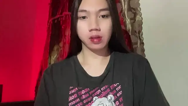 Snapshot of kat_mire chatting on September 19, 2025, 5:35 pm kat mire online show from September 19, 2025, 5:35 pm