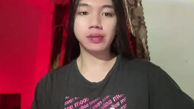 Snapshot of kat_mire chatting on November 5, 2025, 5:57 pm kat mire online show from November 5, 2025, 5:57 pm