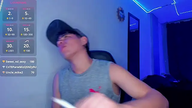 Snapshot of Jostin18 chatting on November 7, 2025, 5:02 pm Jostin18 online show from November 7, 2025, 5:02 pm