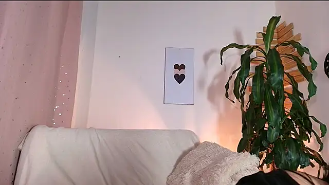 Snapshot of mitsuri_7777 chatting on December 4, 2025, 6:01 am mitsuri 7777 online show from December 4, 2025, 6:01 am