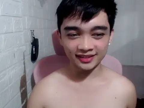 sexysam14 online show from May 11, 2026, 6:05 pm