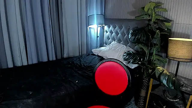 Snapshot of HugeCocoCock chatting on July 15, 2026, 8:36 pm HugeCocoCock online show from July 15, 2026, 8:36 pm