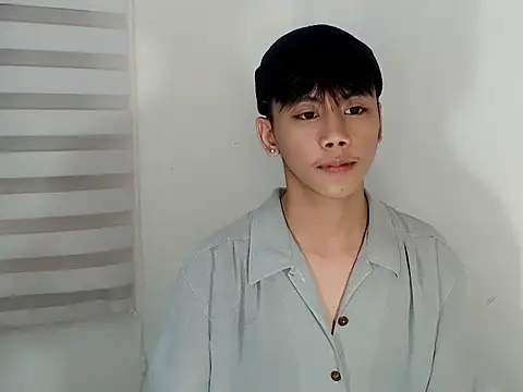 ynotyu online show from October 17, 2025, 3:36 pm