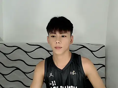 Snapshot of ynotyu chatting on June 21, 2026, 6:54 pm ynotyu online show from June 21, 2026, 6:54 pm