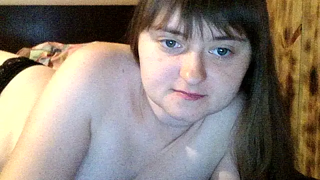 Snapshot of LuckyLust11 chatting on September 14, 2025, 11:42 am LuckyLust11 online show from September 14, 2025, 11:42 am