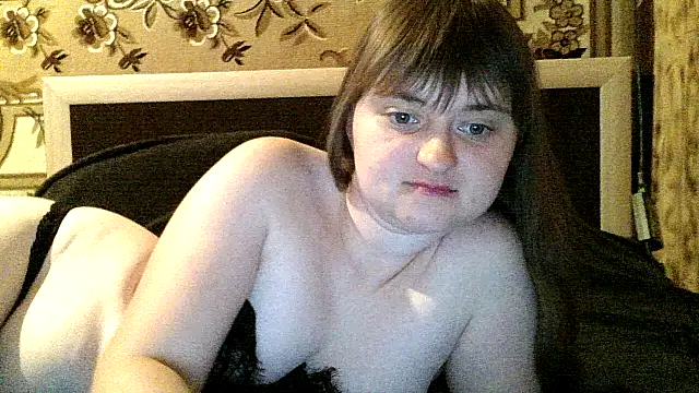 Snapshot of LuckyLust11 chatting on September 21, 2025, 4:41 pm LuckyLust11 online show from September 21, 2025, 4:41 pm