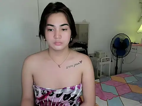 Alovelydoll nica online show from February 12, 2026, 2:28 am