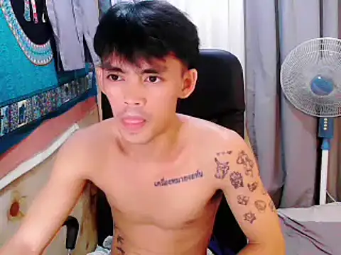 urhunky boy online show from October 3, 2025, 3:31 pm