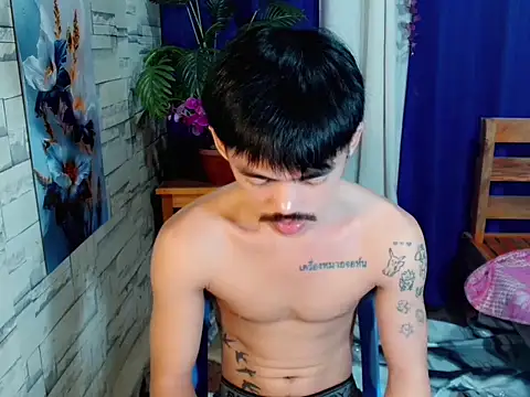 urhunky boy online show from July 18, 2026, 11:52 pm