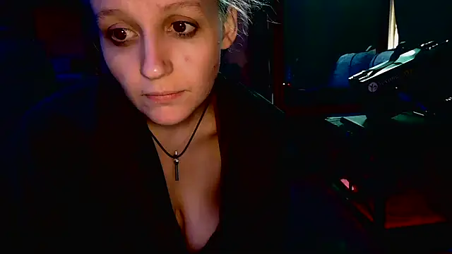 Snapshot of meateater74553 chatting on September 19, 2025, 4:29 pm meateater74553 online show from September 19, 2025, 4:29 pm